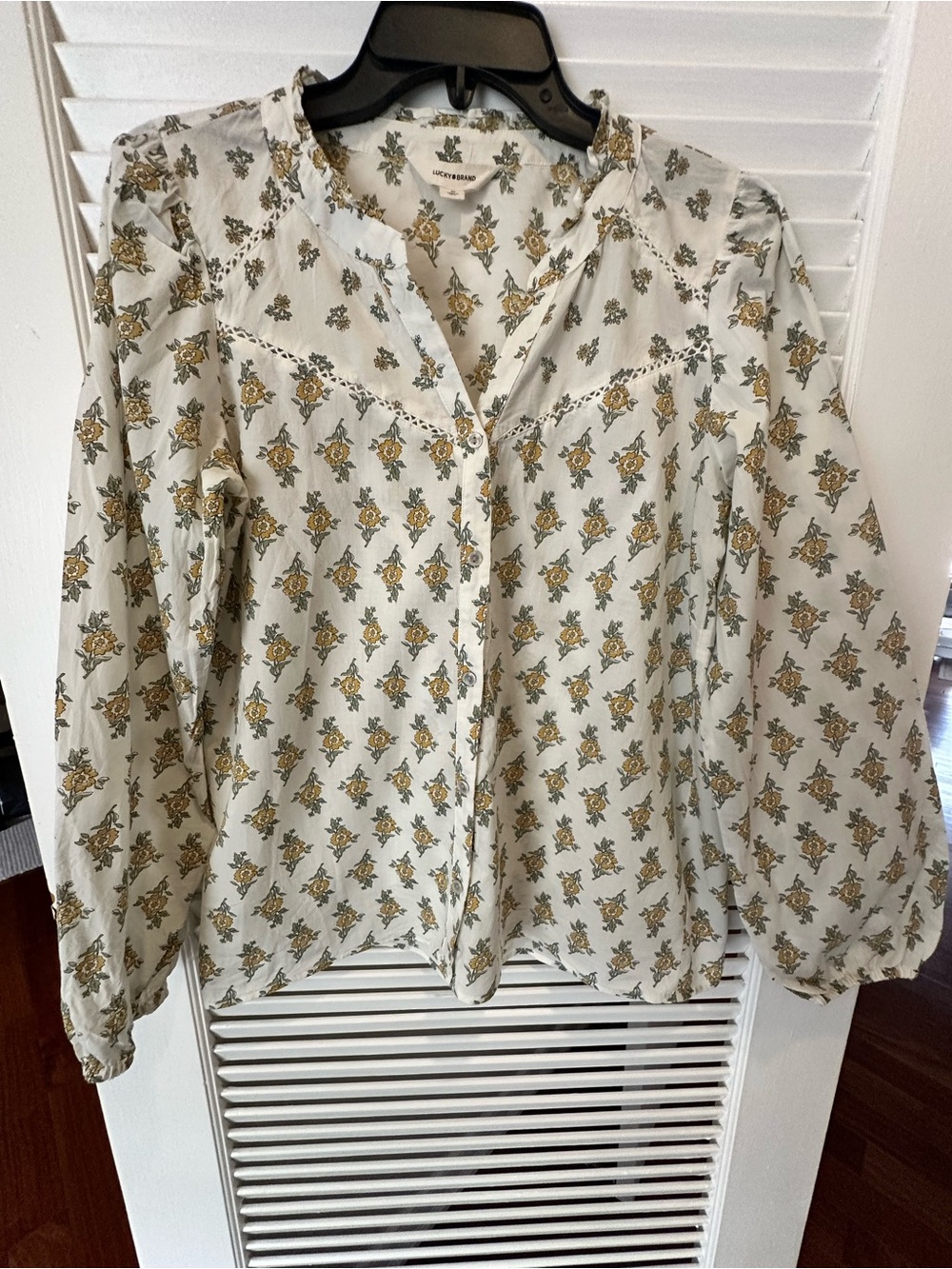 Lucky Brand White Button-Front Floral Blouse